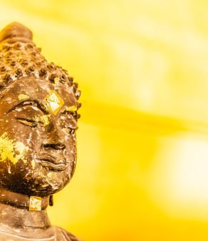 Selective focus Buddha face background - vintage effect style pictures